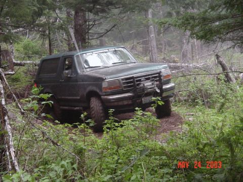 1989 Ford Bronco - Greg on the cool trail on the way up
