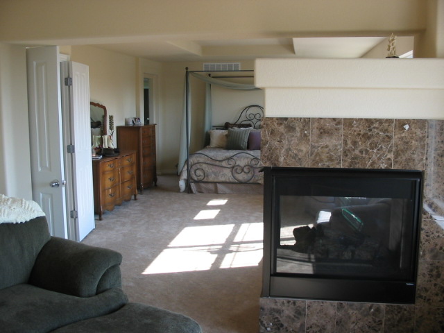 master bedroom retreat looking toward master bedroom bath