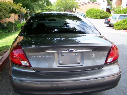 2003 Ford Taurus - Rear view of a gray 2003 Ford Taurus SES sedan.