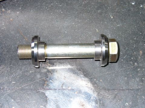 1978 Ford Bronco - Bushings on bolt