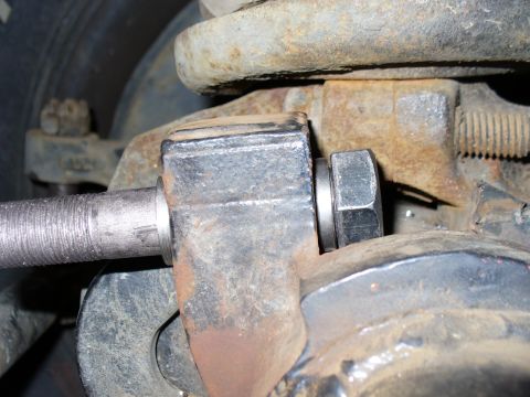 1978 Ford Bronco - Bolt in axle bracket with bushings