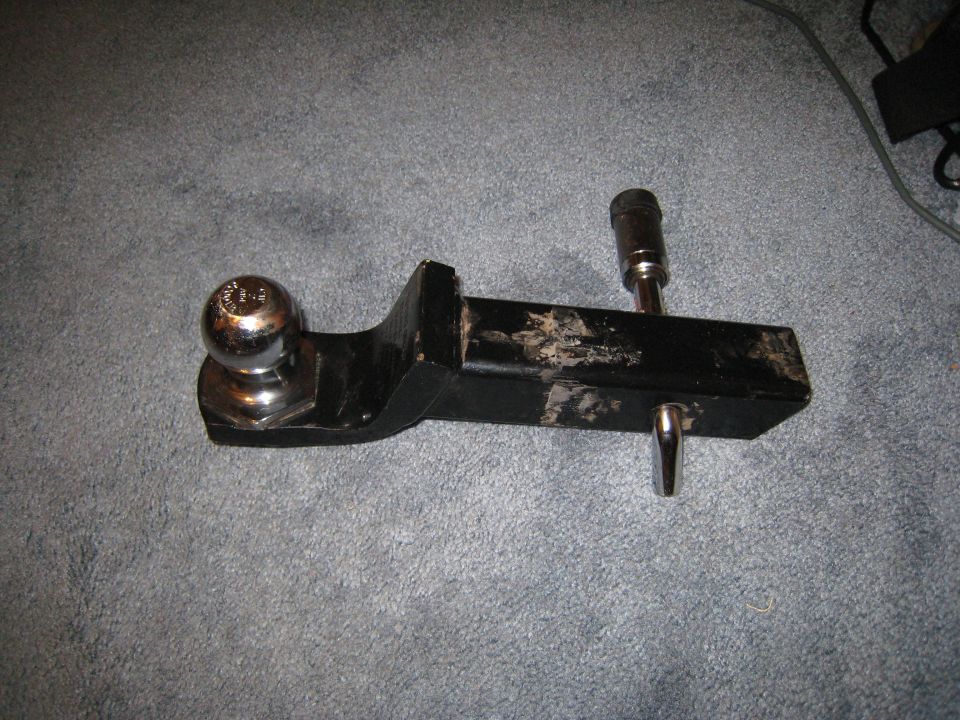 hITCH AND BALL WITH LOCKING PIN USED 2X