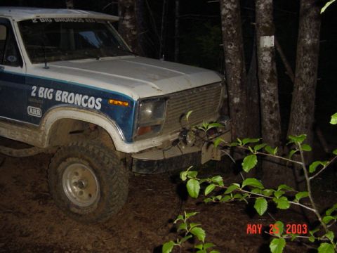 1989 Ford Bronco - While towing Brandon, Todds bronco got pulled into a tree...More dents