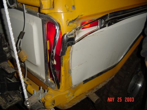 1989 Ford Bronco - Tony went again....Hit the side again