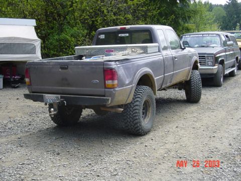 1989 Ford Bronco - Brandon has some new dents