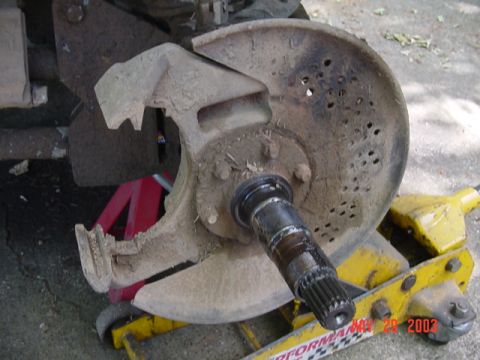 1989 Ford Bronco - I pulled the rotors, because I wanted to re-grease, and remove the dust sheilds
