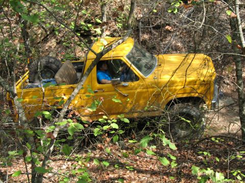 1993 Ford Bronco - Hunter moving on up the Ravine.