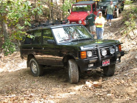 1993 Ford Bronco - This older guy in the older Rover whipped the snot out of the newer Rovers.