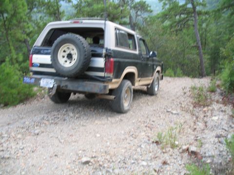 1993 Ford Bronco - Steve beginning his descent.