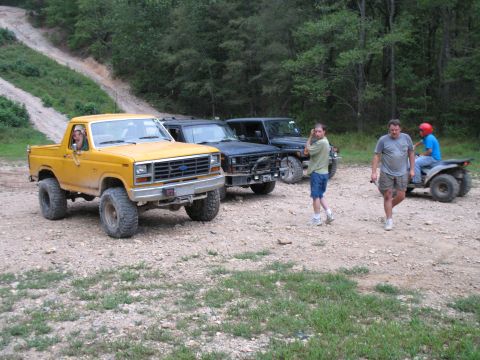1993 Ford Bronco - Another group shot. That's Steve and Hunter on the right.