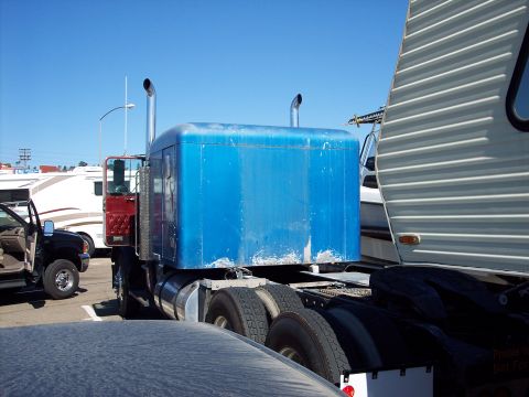 1981 Kenworth W900A - No more headache rack
