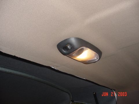 1989 Ford Bronco - Marks has the same dome light that I installed in mine but his was factory