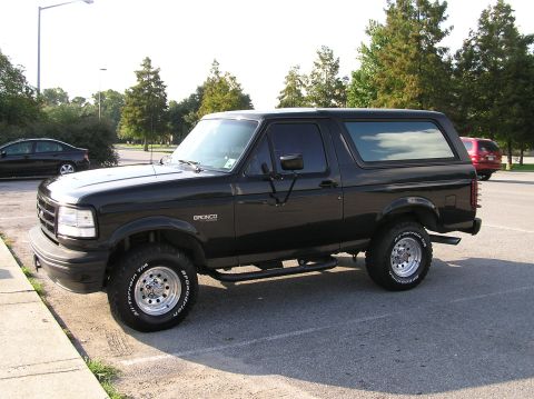1993 Ford Bronco photo