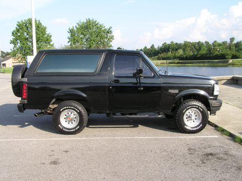 1993 Ford Bronco photo