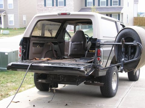 1996 Ford Bronco - Starting inside