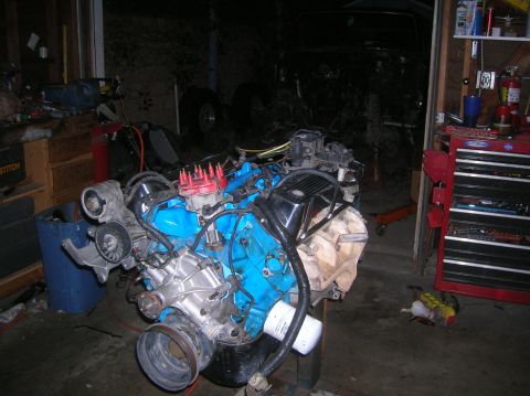 1985 Ford Bronco - oil pan, intake and valve covers installed...plus misc brackets and water pump.