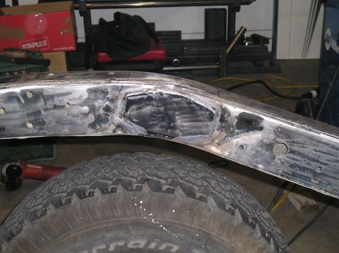 1986 Toyota Hilux - fish plate added