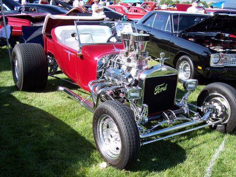 1972 Ford Ranchero - This heavily modified hot rod displays a prominent Ford badge on its grille.
