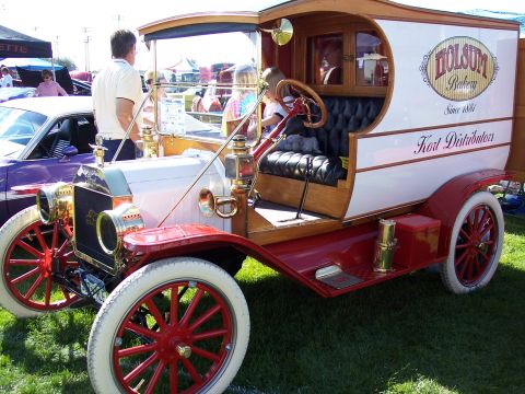 1972 Ford Ranchero - This vintage Ford Model T delivery truck, likely from the 1910s, features "Folsom Bakery" and "Koil Distributors" branding.