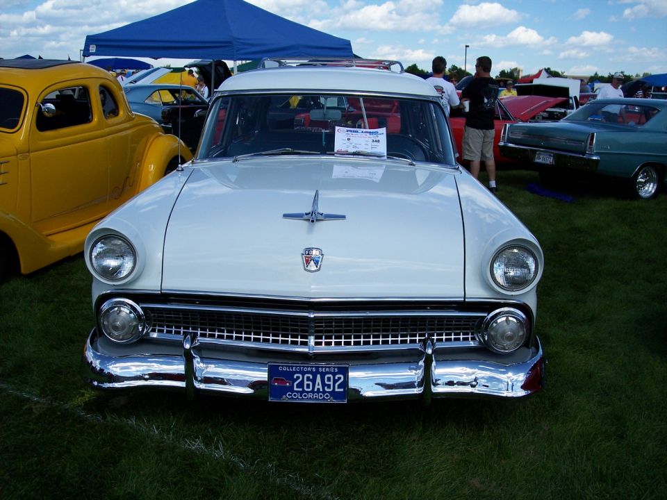 1955 Ford Fairlane Crown Victoria front view, Colorado license plate 26A92