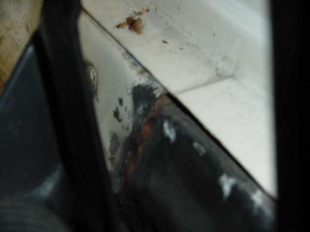 See how the passenger side inner fender moved forward, and they left it there?