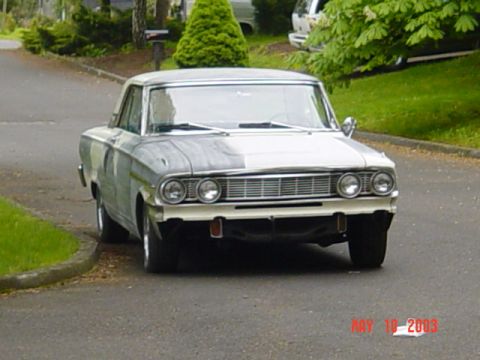 1964 Ford Fairlane - Front bumper wasnt connected very well by the bodyshop, they ruined all the threaded inserts, so I took the bumper off, and put the running…