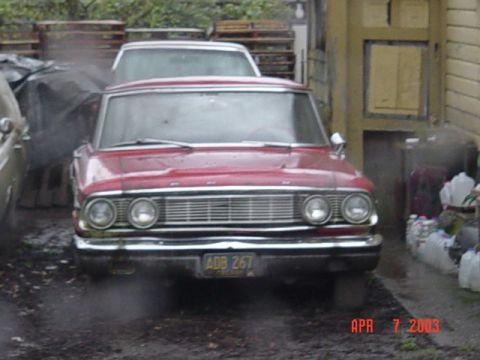 1964 Ford Fairlane - Found this one, real mossy, 289, auto, black interior, also has reverse lights