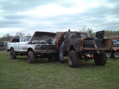 1979 Ford F-150 - Running low on power. I will borrow some.