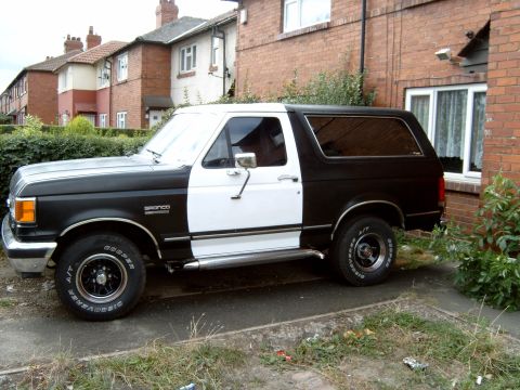 1989 Ford Bronco - t cut working wonders on shagged paintwork for years!