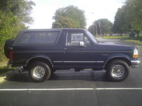 1995 Ford Bronco photo