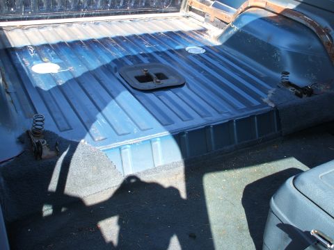 1990 Ford Bronco - Another view - rear carpet and trim panels gone - no rust. Still have to pull mounting brackets and rails yet...