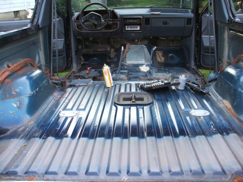 1990 Ford Bronco - So here is the last shot from the "strip it down" evening. I used to think the old interior cleaned up nice - now as I pulled it out - what…