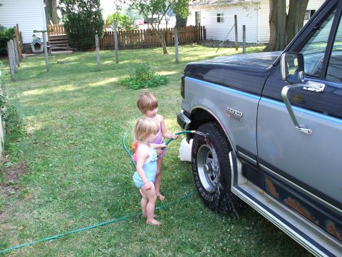 1990 Ford Bronco - Summer relaxing....