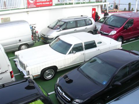 1976 Lincoln Town Car photo