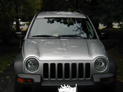 2004 Jeep Liberty photo