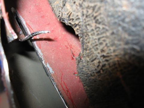 1995 Ford F-150 - What the inside looks like once the inner layer of metal is hacked out.