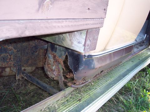 1978 Ford F-250 - Significant rust damage is visible on the rocker panel and lower body of this vehicle.