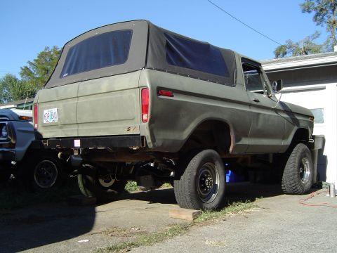 1978 Ford Bronco - Ready to start on the front gear and 8 lug swap