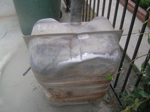 1985 Ford Bronco - dented tank