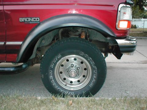 1994 Ford Bronco - Cut bumper and Opened Wheel well. Directions said to remove 3.5 inches of bumper. I think 1 inch would have been enough.