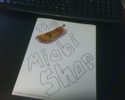 1978 Ford Bronco - A document displays a drawing of a shoe and the text 'The Miobi Shoe', with a URL at the bottom.