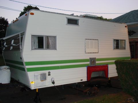 1994 Ford Bronco - This is a travel trailer, not a 1994 Ford Bronco.