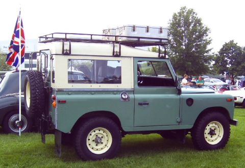 1982 Ford Bronco - 1973 Land Rover. I want one!