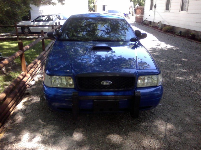 2002 Ford Crown Victoria “Undercover02”