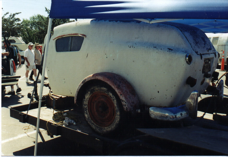 this is a trailer i saw at Hot August Nights in Reno. it was sold before i saw it but i really would like to get something like this to haul behind the hulk
