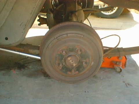 1962 Ford Thunderbird - stock brake drums (before shot!)