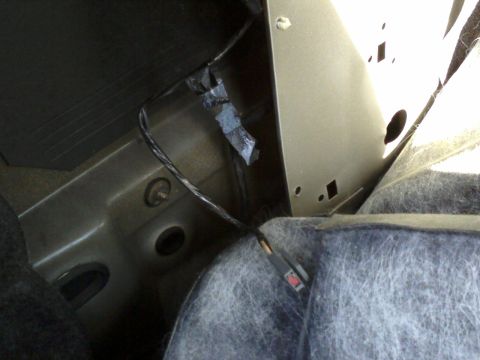 1996 Mercury Grand Marquis - I had already found my door harness was pre-wired for remote trunk release : [url=http://www.supermotors.net/vehicles/registry/media/322573…