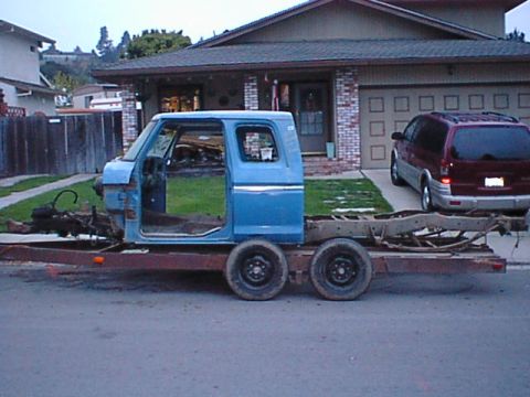 1977 Ford F-250 - big Ed gets bigger! here is the new frame and cab i just bought. the frame came from a truck in a wrecker in Prunedale Ca and the cab came…