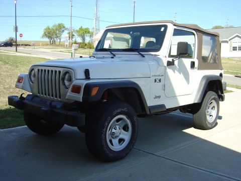 2002 Jeep Wrangler photo
