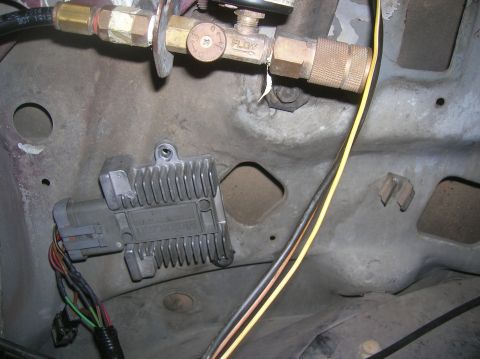 1985 Ford Bronco - second shot TFI location...ya ya I know I am missing a bolt.